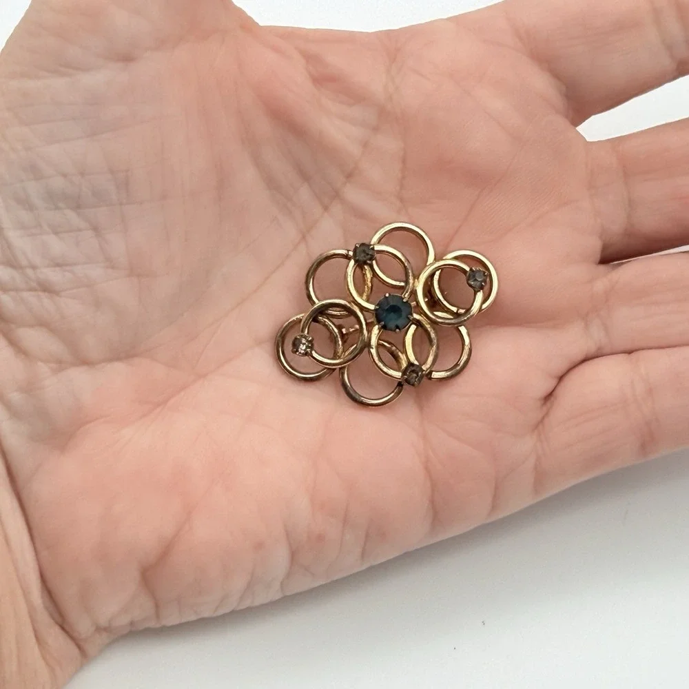 Vintage WRECCO 12K Gold Filled Circle Brooch Blue Rhinestone Atomic Pin
